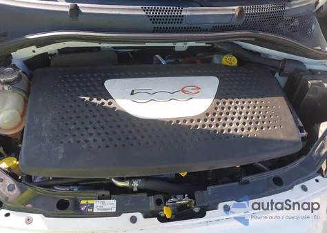 2017 Fiat 500E Battery Electric из США, поврежденный, VIN 3C3CFFGE7HT543977